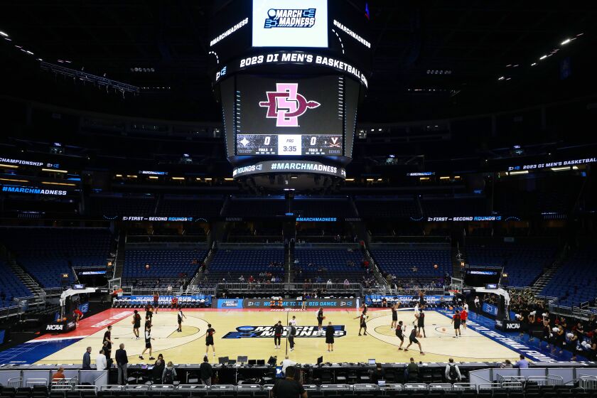 Orlando, FL - March 15: The San Diego State Aztecs practice at the Amway Center in Orlando after a practice ahead of their first round NCAA tournament game against the College of Charleston on Wednesday, March 15, 2023. (K.C. Alfred / The San Diego Union-Tribune)