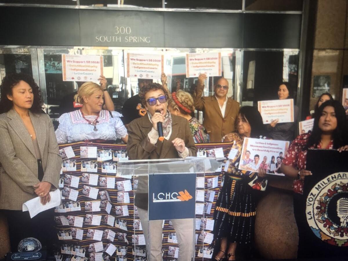 La Activista Vanessa Terán ofrece datos de salud negativos para las comunidades indígenas en California.