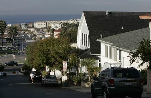 Neighborly Advice: Surfurbia, east of the PCH