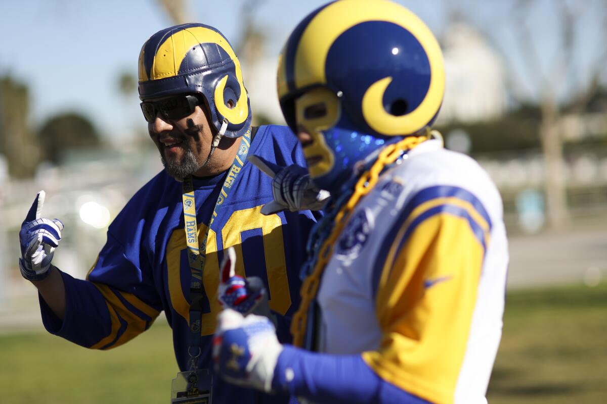 Los Angeles throws the Super Bowl-winning Rams big parade, party - La  Prensa Latina Media