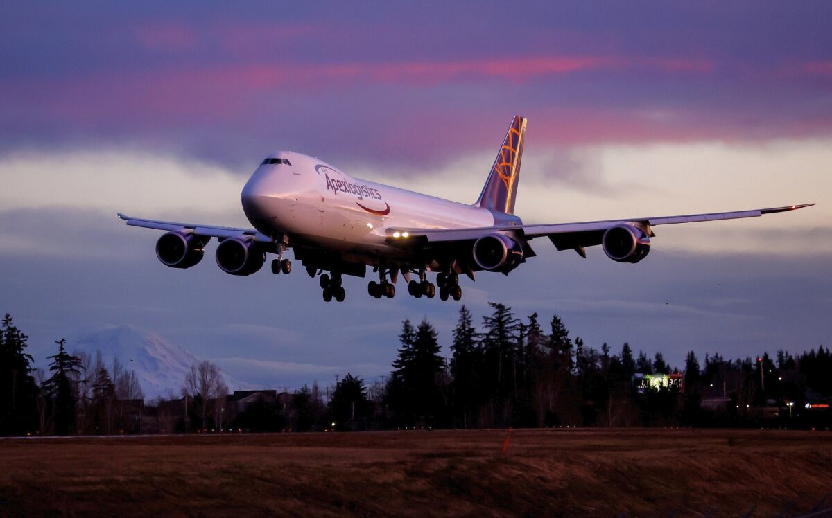 Boeing 747 landing after a test flight in Everett, Wash.