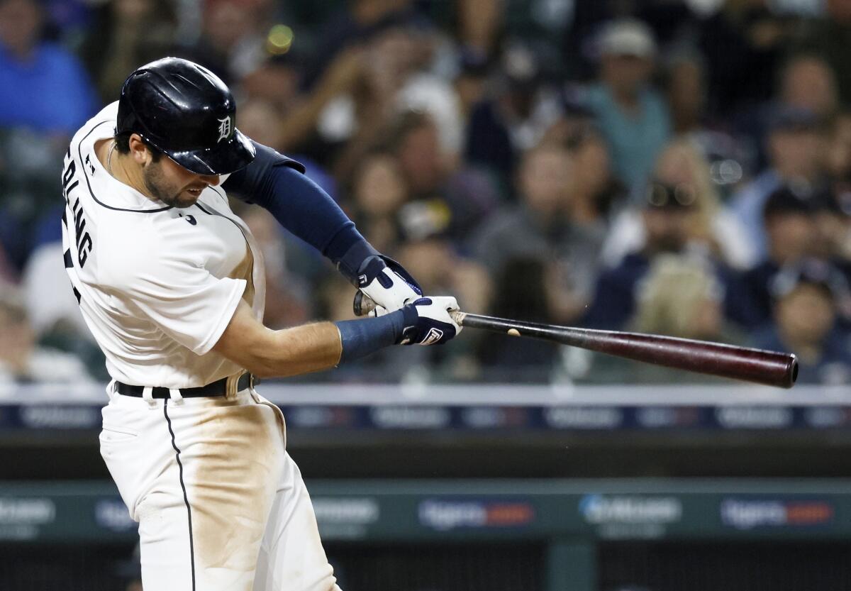 Tigers play the White Sox leading series 1-0