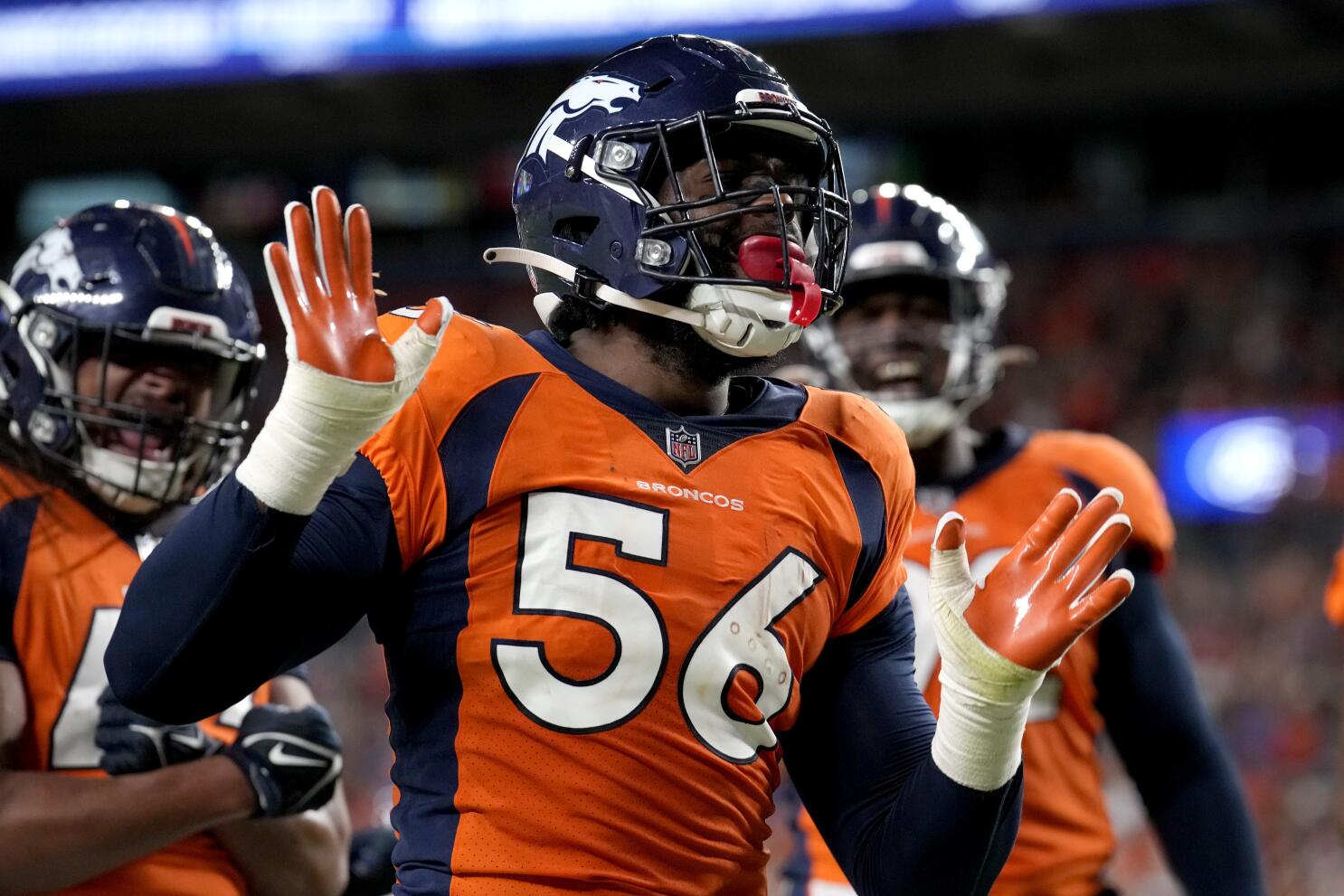 Browning's fumble return TD helps Broncos beat Vikings 23-13 - The