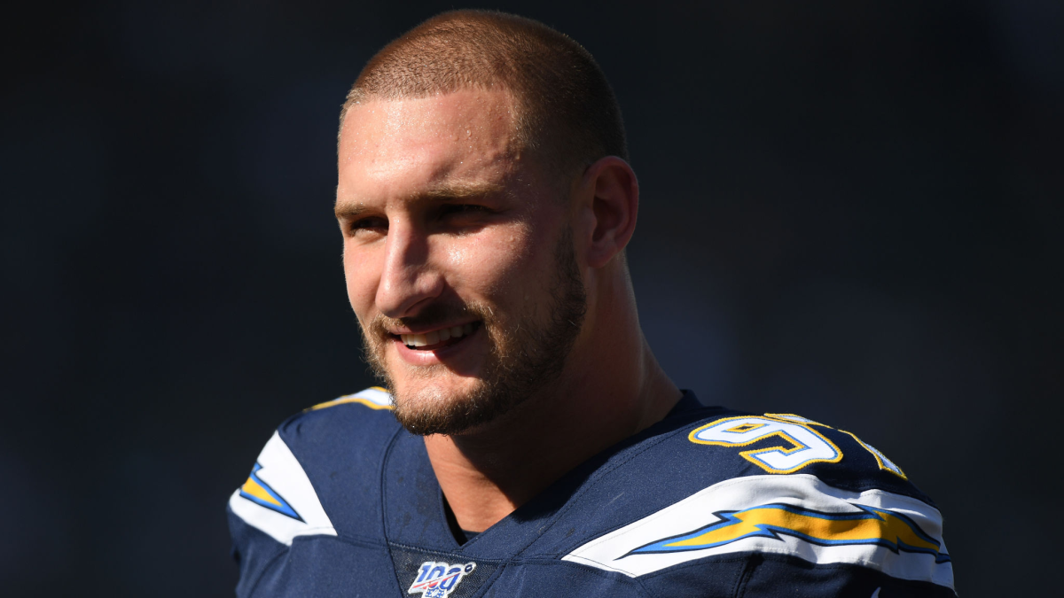 Joey Bosa On Why Rookie Year Holdout Helped Him Land Big Deal Los Angeles Times