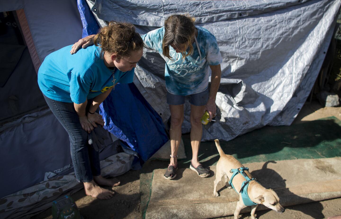 Homeless people along Santa Ana River face removal