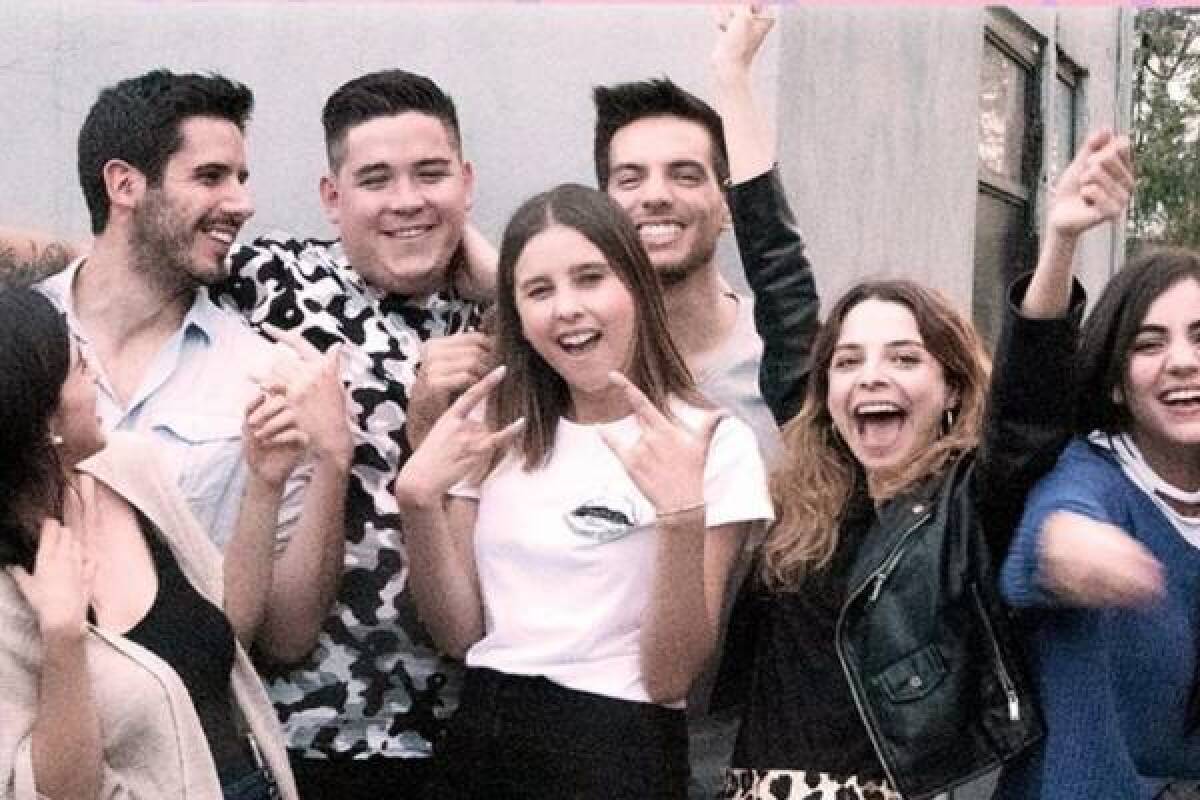 Elenco de la cinta 'Ventiañera, divorciada y fantástica'