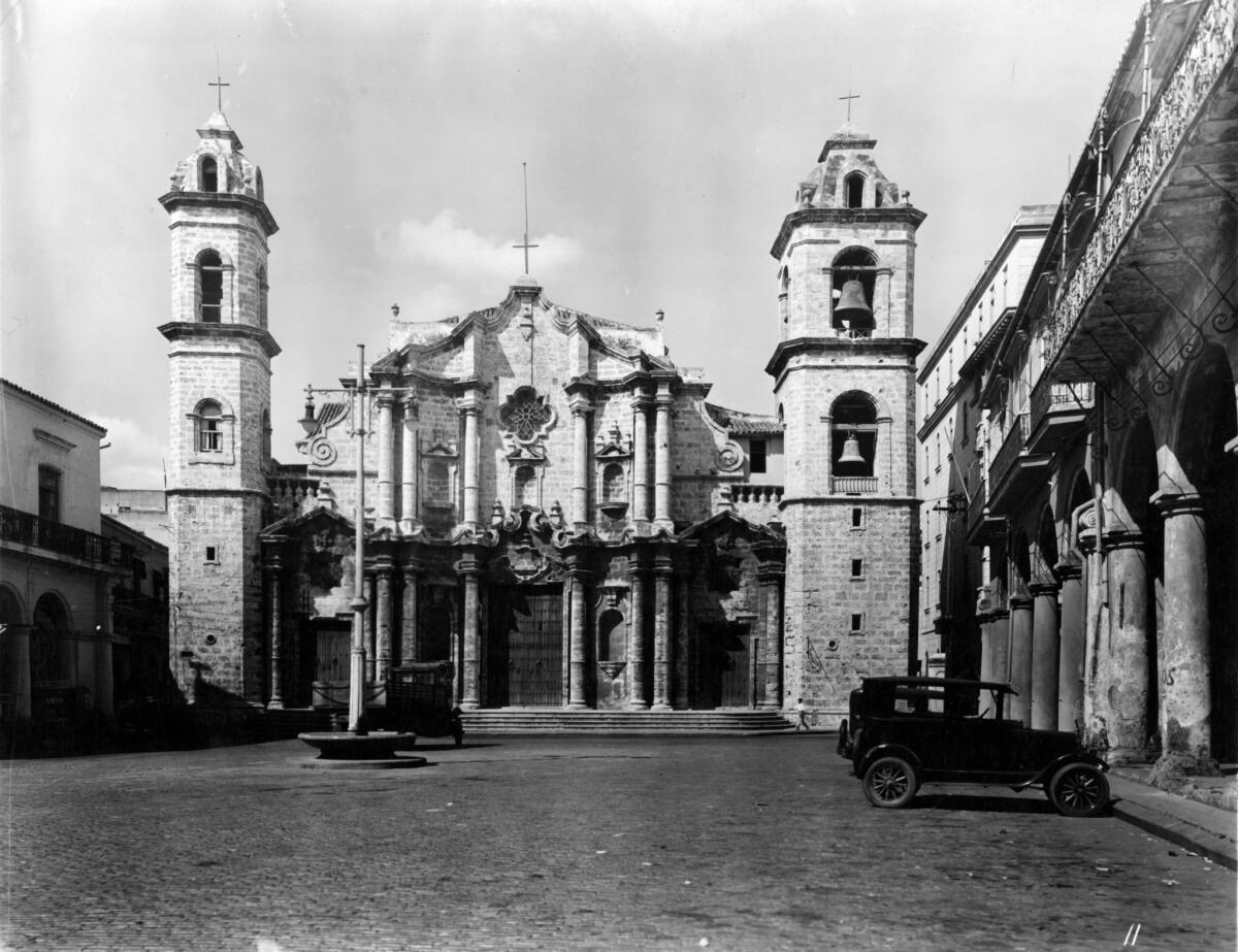Cathedral of the Virgin Mary of the Immaculate Conception in Havana in an undated photo and on April 18, 2015.
