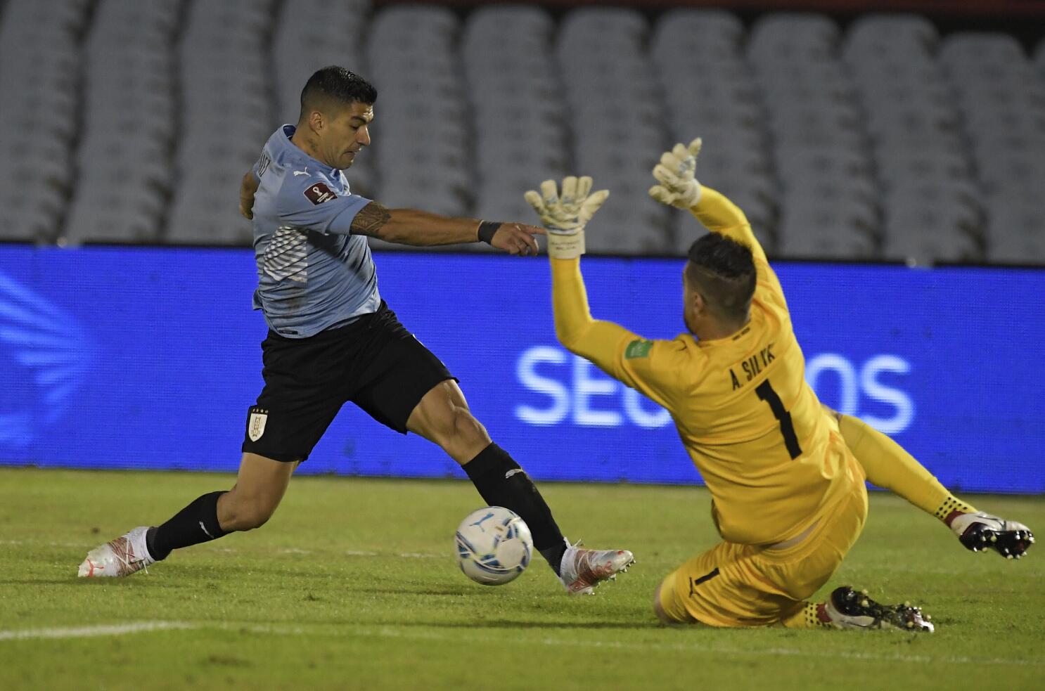 Jueces paraguayos y colombianos para los partidos de Uruguay, que tendrán  VAR