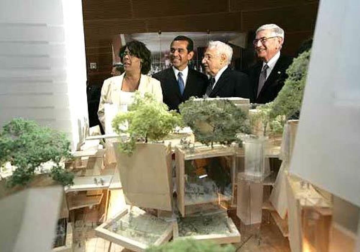 Councilwoman Jan Perry, Los Angeles Mayor Antonio Villaraigosa, Architect Frank Gehry, and Eli Broad, co-chair of the Grand Avenue Committee, were on hand at the unveiling of the design for the mixed-use development.