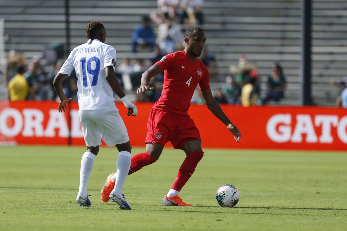 Derek Ciornelius (Vancouver Whitecaps, Canadá)