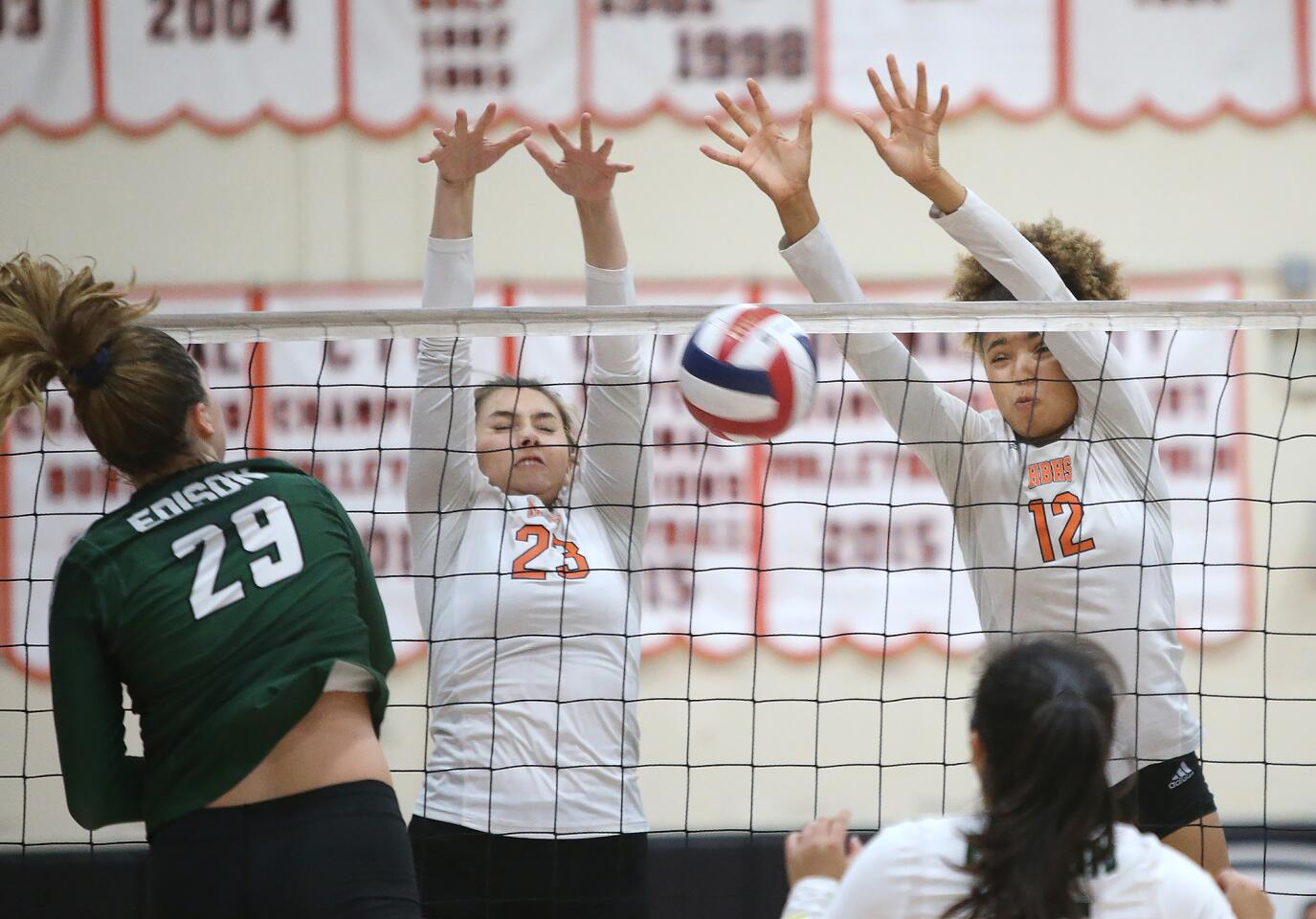 Photo Gallery: Edison vs. Huntington Beach in girls’ volleyball