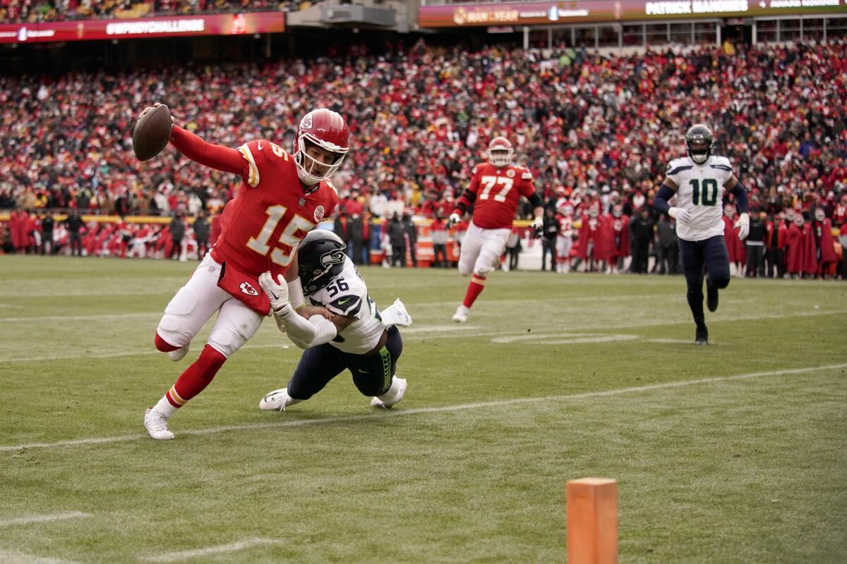 Kansas City Chiefs Bye Week Awards: Offensive Player of the Year