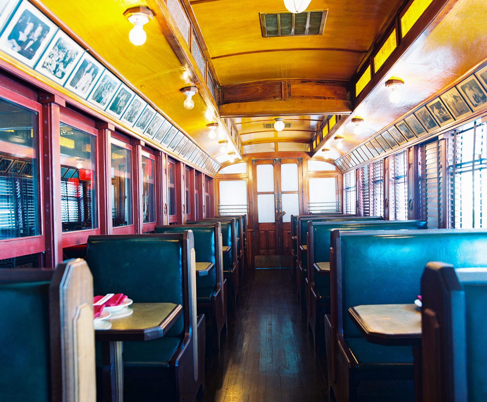 Is there anything more powerful than an L.A. restaurant booth? - Los ...