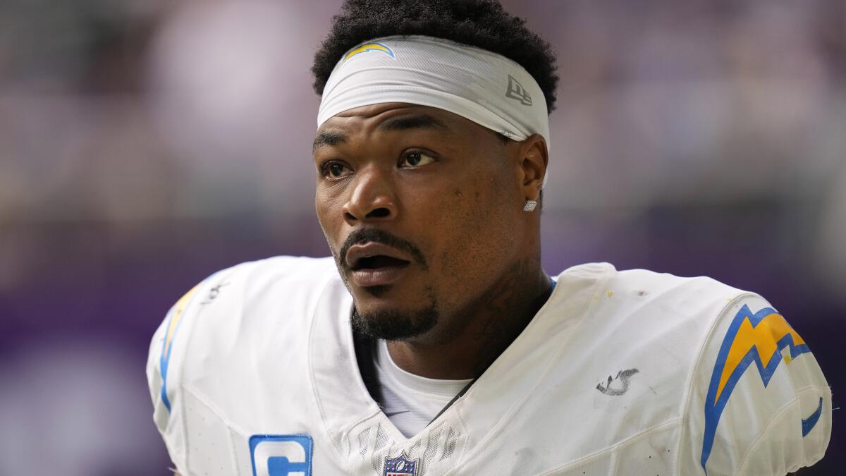 Chargers safety Derwin James looking to eliminate penalties while preparing  to face Chiefs, Kelce - The San Diego Union-Tribune