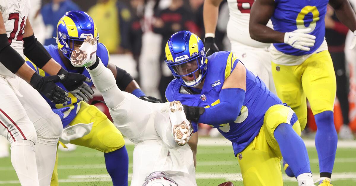 Arsenal Nfl Rams Rams hold on to defeat Cardinals move close to NFC West crown - Los ...