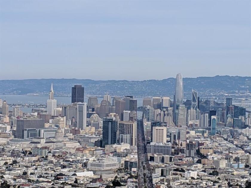 Photograph of downtown San Francisco, California, taken on Jan 26, 2019.The city of San Francisco is experiencing a golden age of economic development that is changing its look with increasingly high buildings, but hanging over the city is the threat of the "Big One," the powerful earthquake that could come at any time and which has led the Northern California city's government to take preventive measures. EPA-EFE / Marc Arcas
