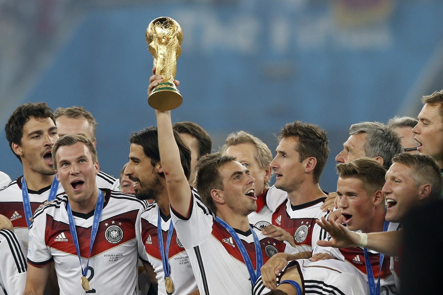 Germany damages its World Cup trophy during team celebrations - Los Angeles  Times