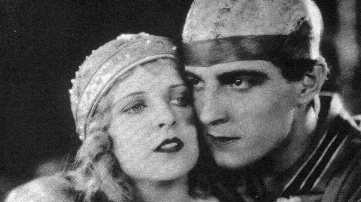 Ramon Novarro and May McAvoy in "Ben-Hur: A Tale of Christ."