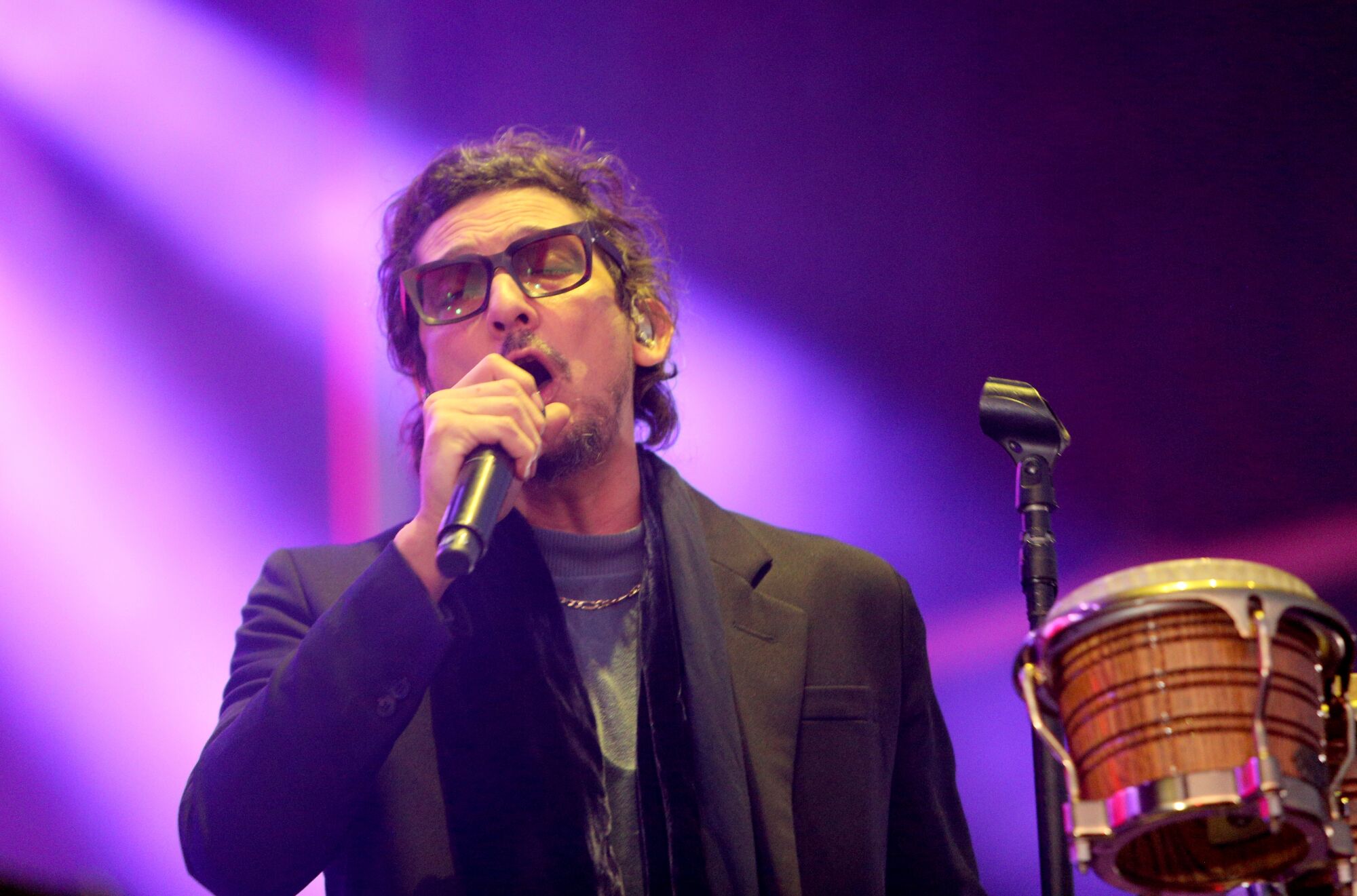 Zoe's Leon Larregui sings at the first Besame Mucho Festival