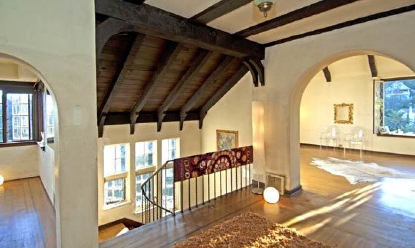 Former Bela Lugosi property in Hollywood Hills goes on the market - Los  Angeles Times