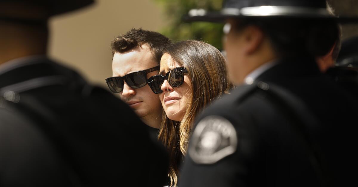 O júri rejeita alegação de que oficial do LAPD foi morto por denúncia de agressão sexual