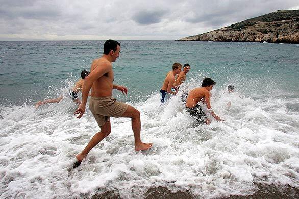 Tuesday: Day in photos - Greece