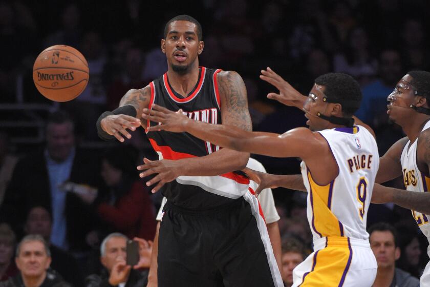 LaMarcus Aldridge will meet with the Lakers again on Thursday after L.A.'s original pitch on Tuesday night at the start of free agency fell flat.