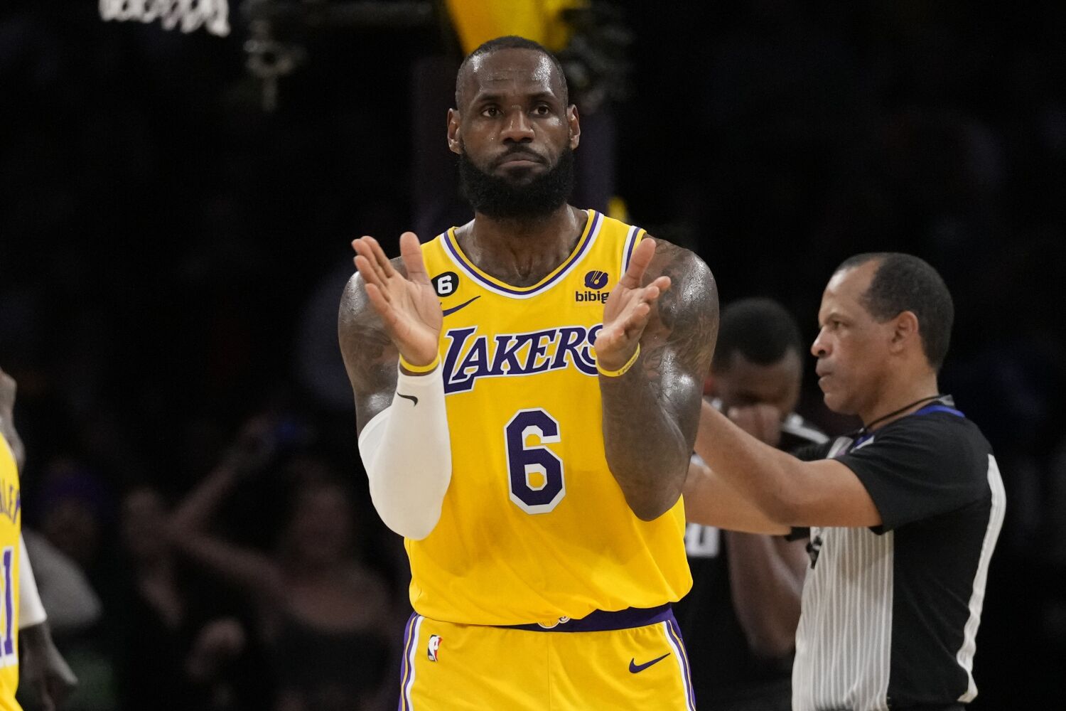 Elliott: LeBron James says Lakers were 'pretty good.' He knows that's not good enough