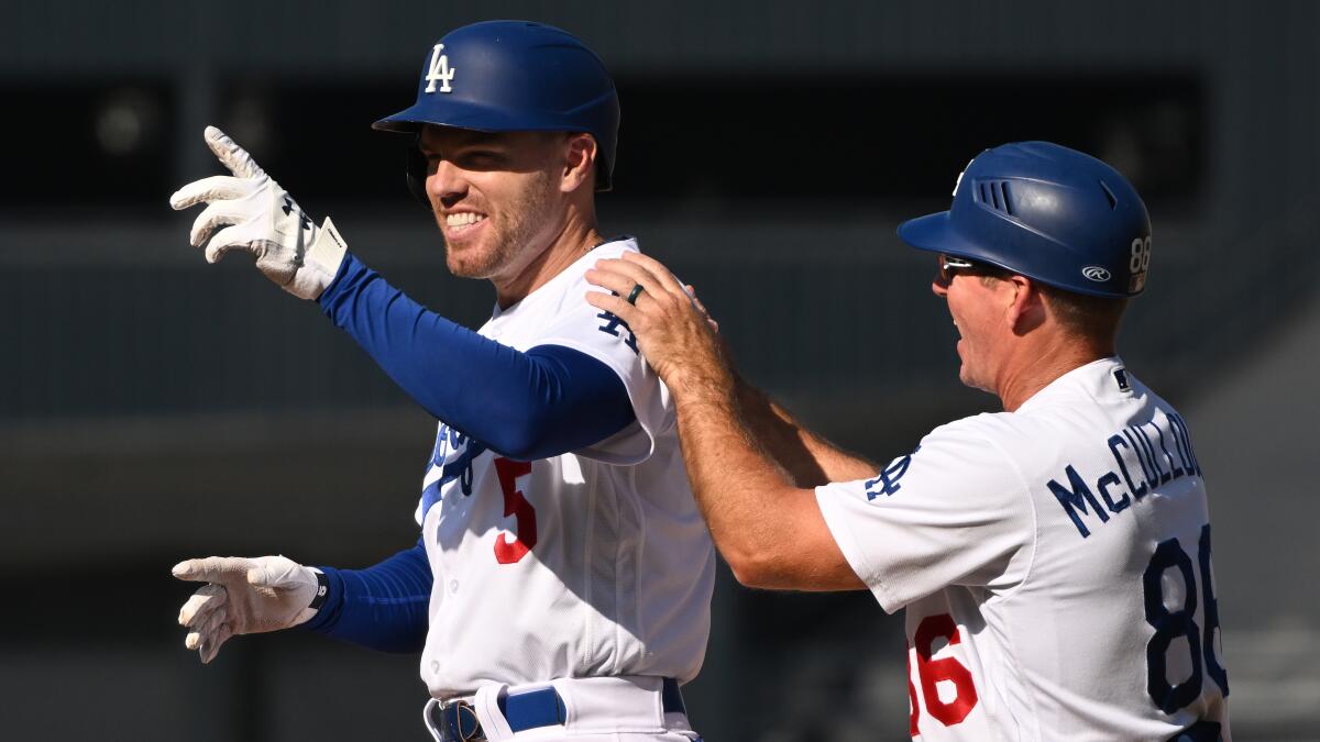 Dodgers set franchise record for wins during another impressive