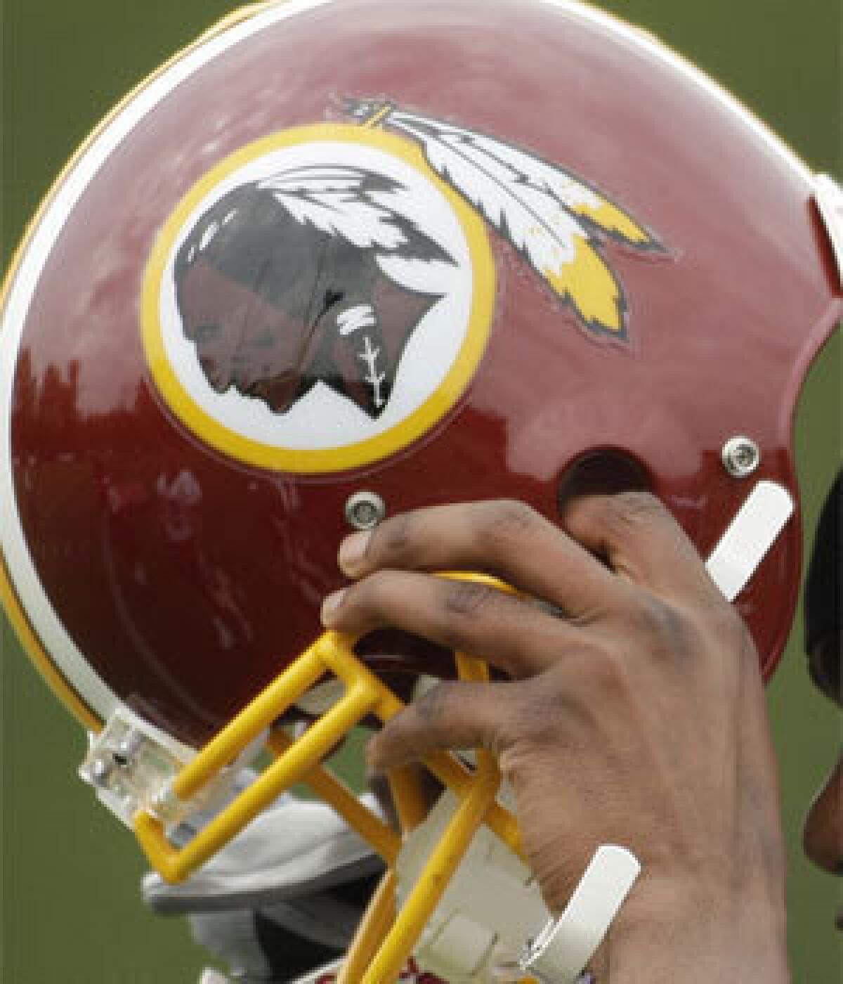 Washington Red Tails? Debate over Redskins name change