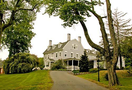 Connecticut inns