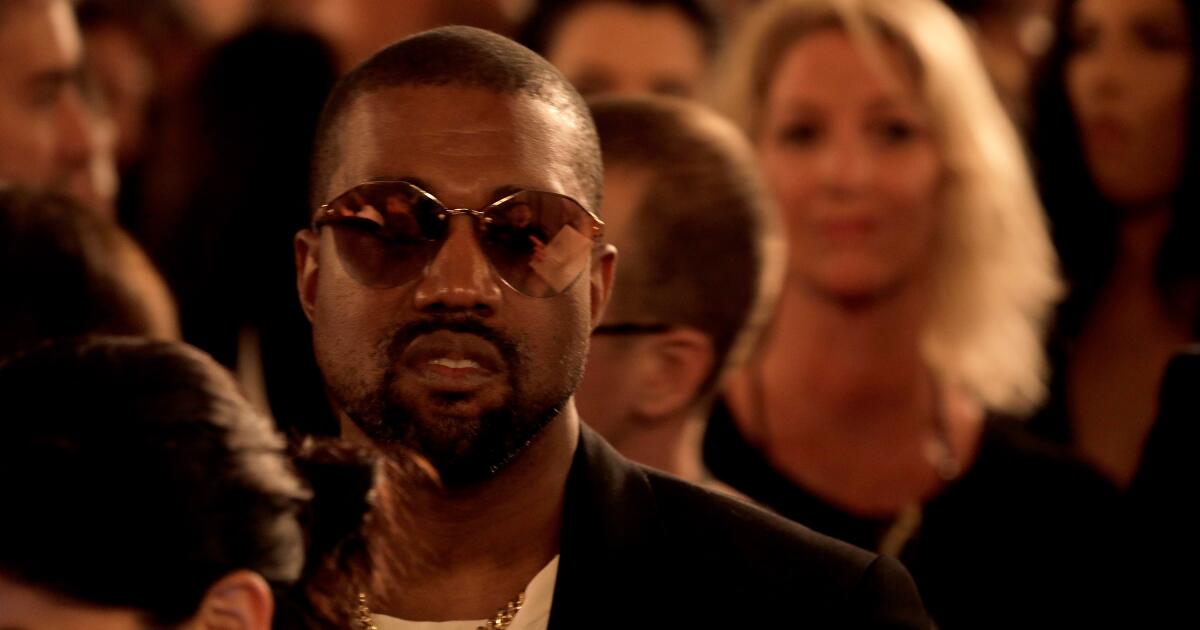 Le mannequin de Kanye West aurait crié “This is art” lors de l’attaque
