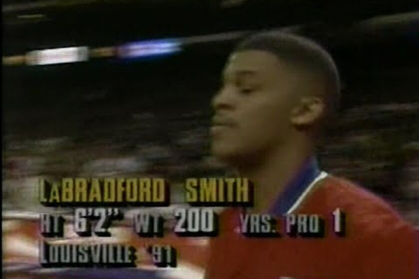 LaBradford Smith (37pts, 15/20FG) vs. Bulls (1993)