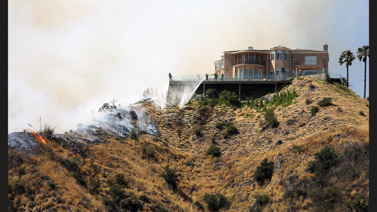 Photo Gallery: Brush fire above Hamline Place in Burbank foothills