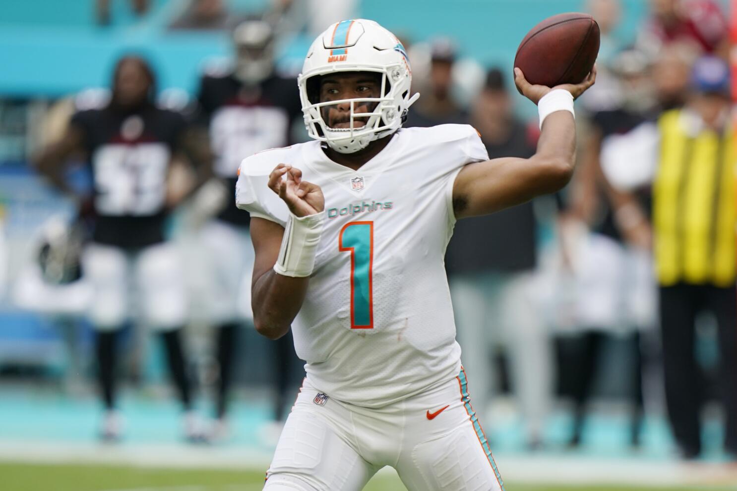 NFL World Reacts To What Tua Said About Brian Flores - The Spun