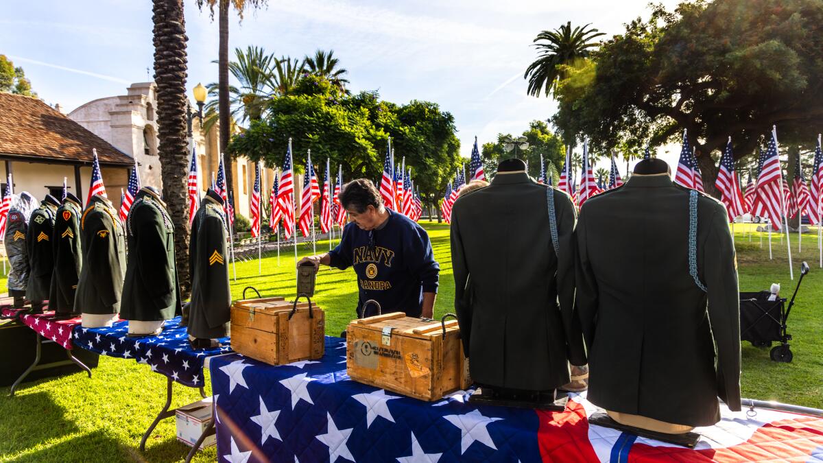 Native American Veterans find comfort together through their service, and  in their culture - ABC7 Los Angeles