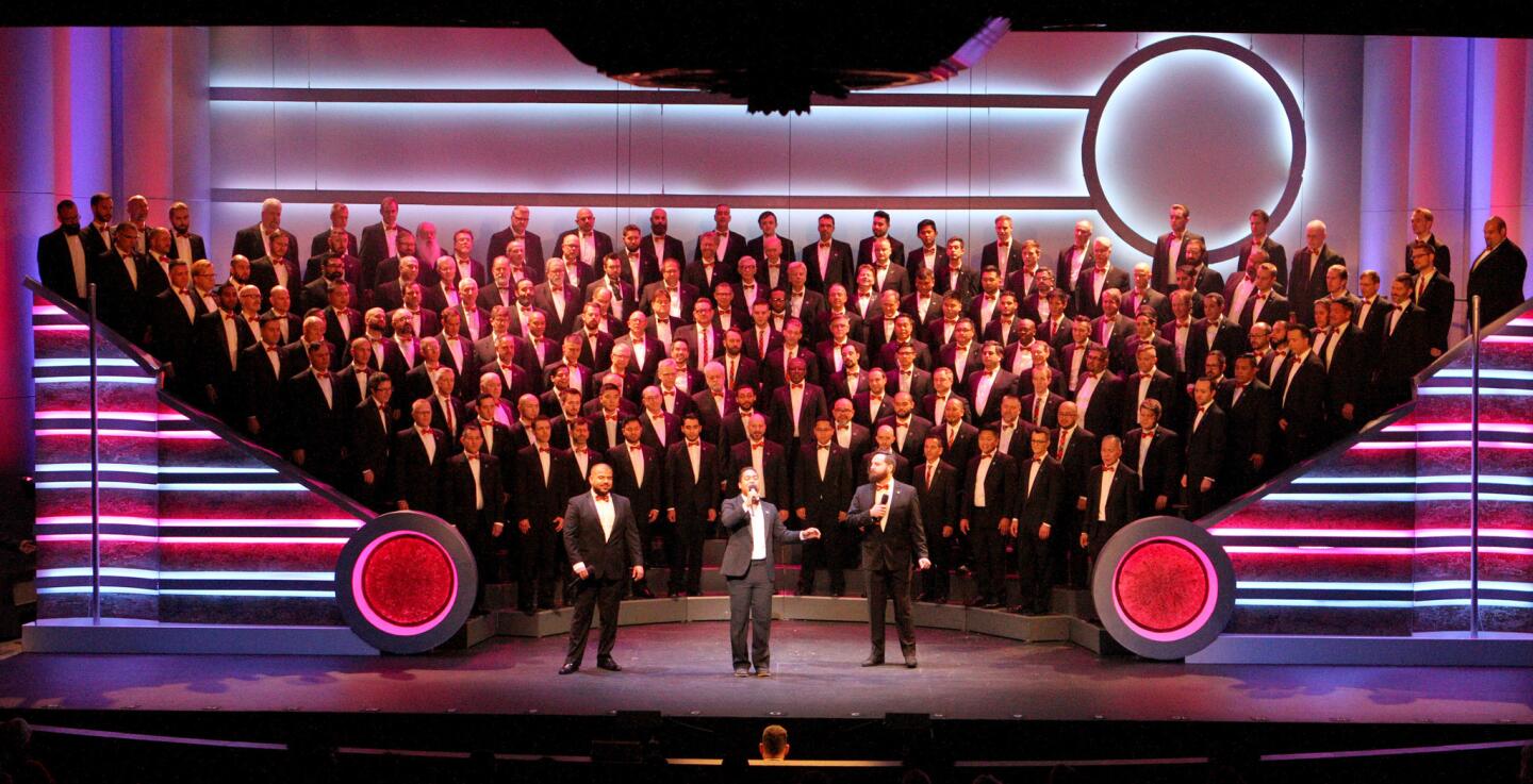 Photo Gallery: Gay Men's Chorus of Los Angeles Area plays Holiday Spectacular Cool Yule at the Alex Theater