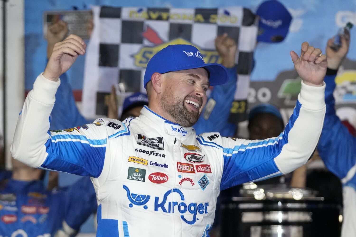 Ricky Stenhouse Jr. surges in double overtime for 'unbelievable' Daytona 500 win