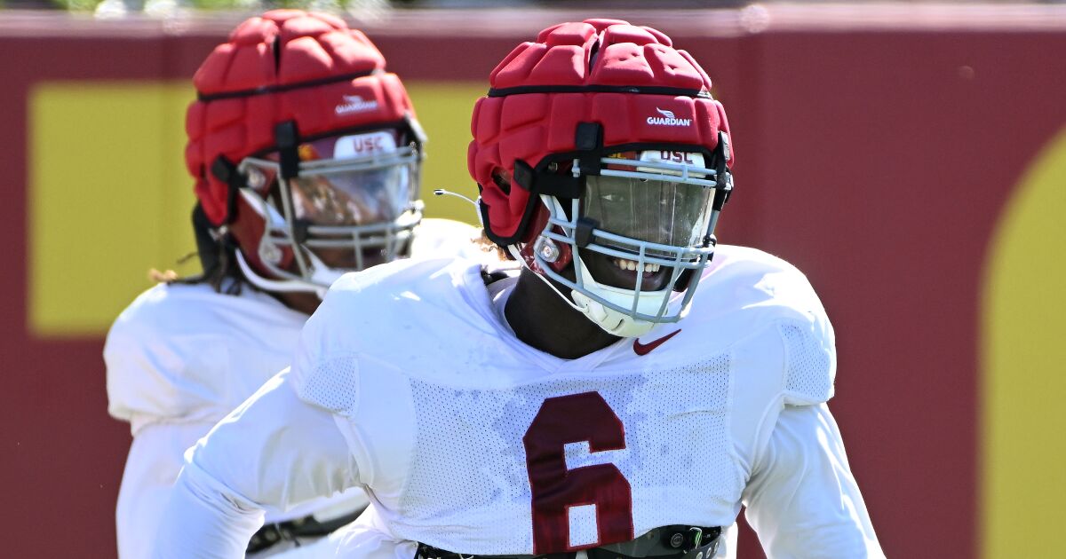 ‘I’ve seen him do some crazy stuff, bro.’ Anthony Lucas highlights new-look USC defense