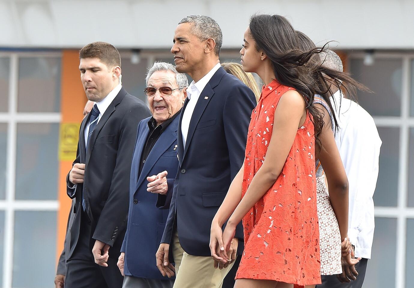 Obama leaves Cuba