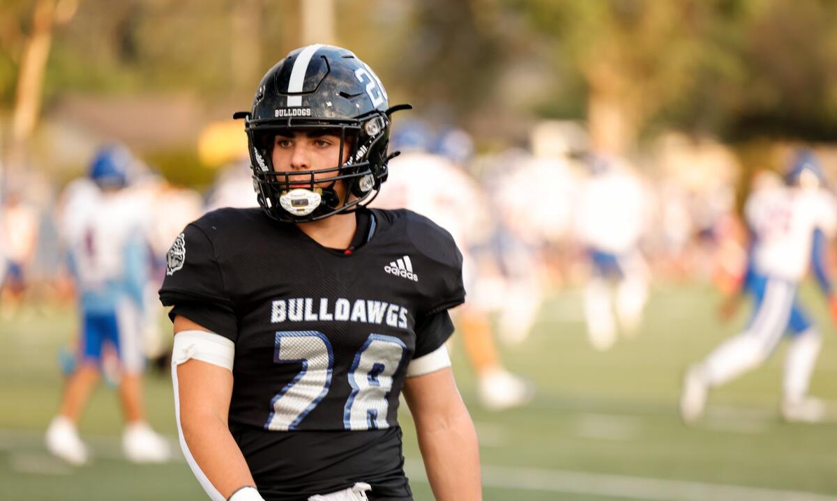 Bulldogs fullback Ryan Dutra scored a touchdown with a 1-yard run into the end zone following a 72-yard drive.