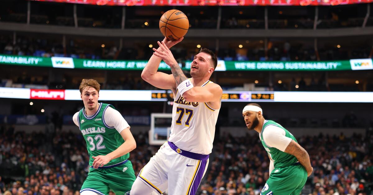 Luka Doncic scores 33, stays excellent towards Mavericks in Lakers win Luka Doncic scores 33, stays excellent towards Mavericks in Lakers win