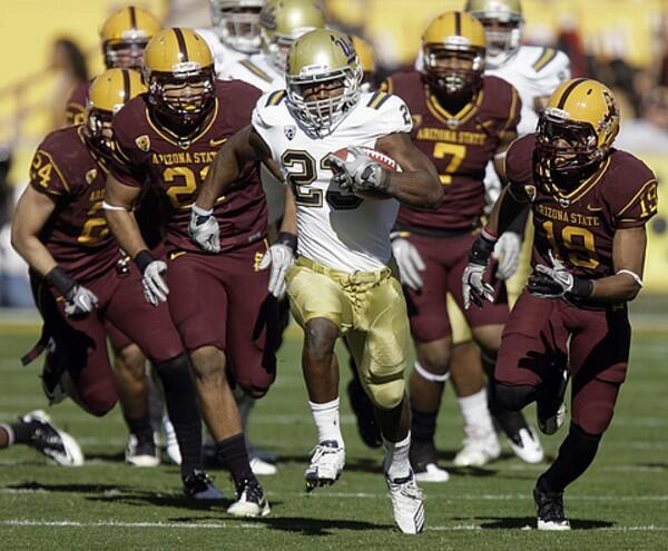 UCLA running back Johnathan Franklin breaks into the Arizona State secondary on a big gain in the first quarter Friday.