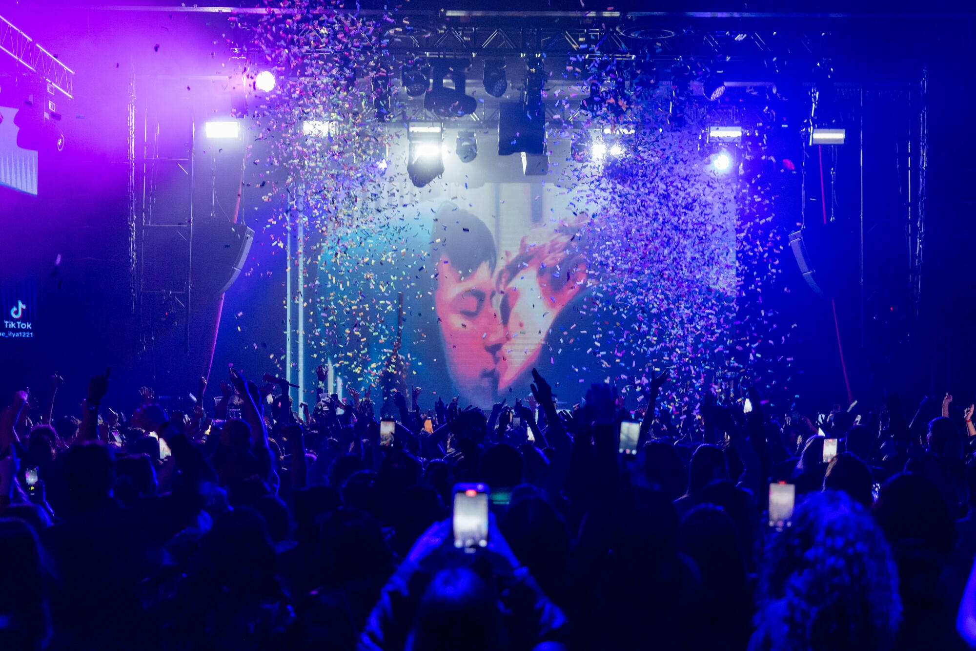 Heated Rivalry Rave How 'Heated Rivalry' became a joyful movement and community - Los ...