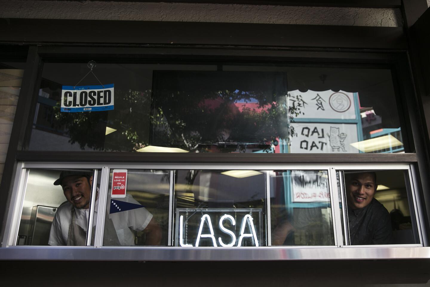 Jonathan Gold reviews Lasa