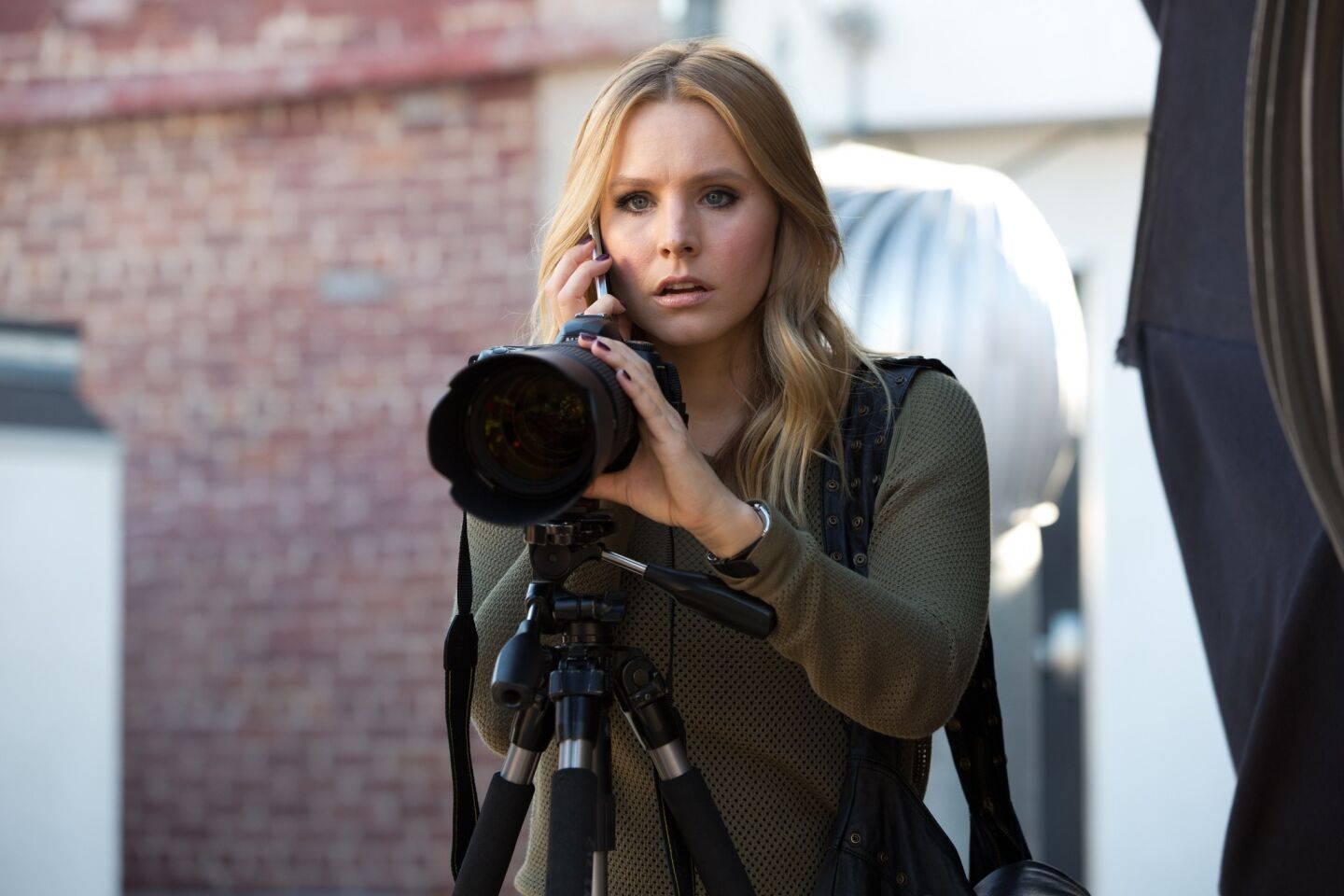 The beloved fan favorite TV series "Veronica Mars" finally made its much-heralded return, this time on the silver screen. Thanks to overwhelming fan support via a Kickstarter campaign last year, everyone's favorite teen (now young adult) sleuth is back on the case. While the phenomenon of TV properties making the leap to the big screen -- and vice versa -- isn't unique in Hollywood, it is rare for the entire original cast to make the leap between screens. But the graduating class of Neptune High does join a small but elite group of casts. See who else made the leap.