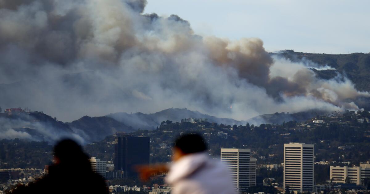 shows smoke from fires blowing in direction of the wind, demonstrates how far lead contaminated ash can go. wildfire ash