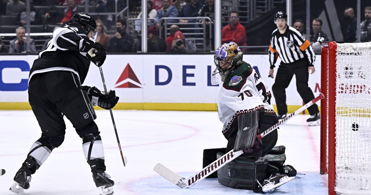 Anze Kopitar scores twice as Kings rally to beat Coyotes