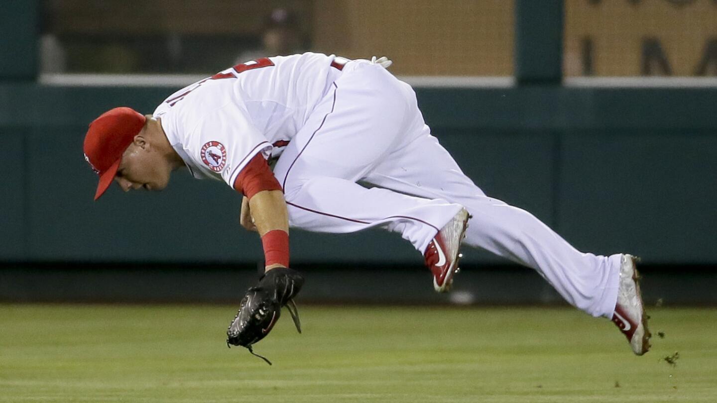 On this date five years ago, Mike Trout changed the face of the Angels  franchise (Photos) – Orange County Register