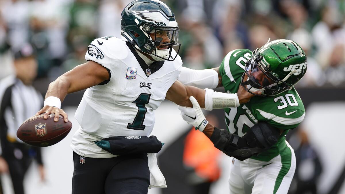 Eagles try to bounce back from first loss of season, rough effort from QB Jalen  Hurts - The San Diego Union-Tribune